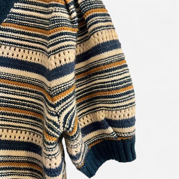 DR2 Puff Sleeve Striped Cardigan - Picture 5 of 11